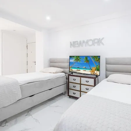 Apartament Copacabana Deluxe 1-a Levante *