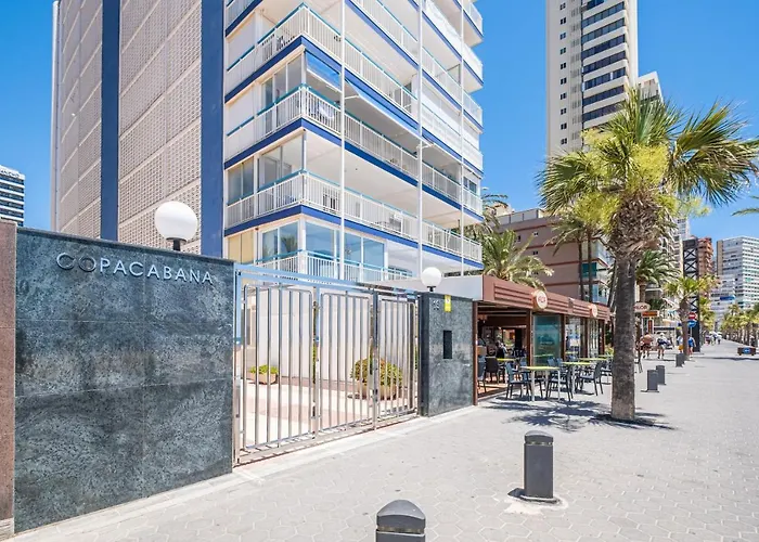 アパート Copacabana Deluxe 1-a Levante *