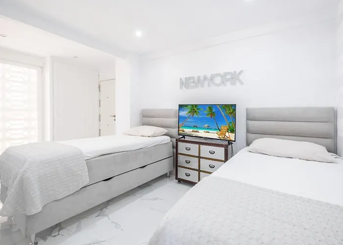 アパート Copacabana Deluxe 1-a Levante *